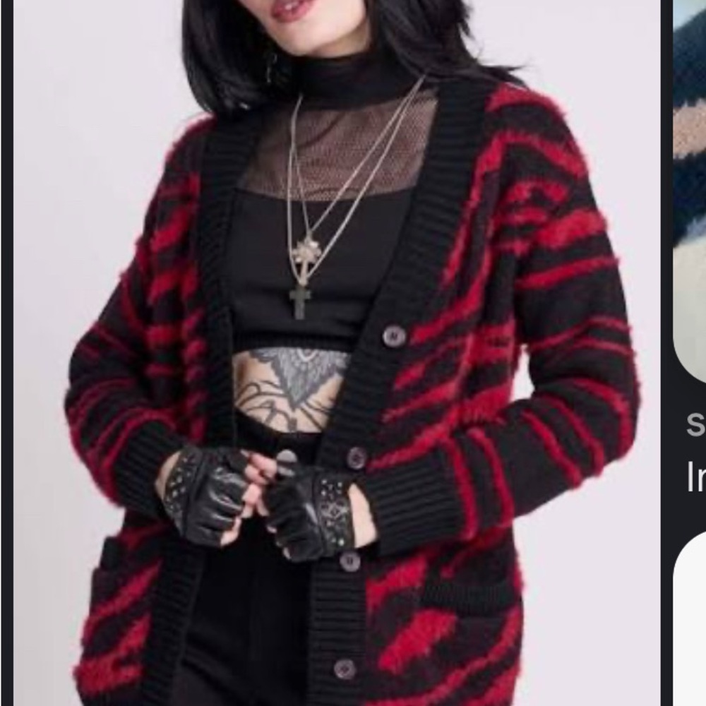 ISO SID AND NANCY CARDIGAN SIZE L